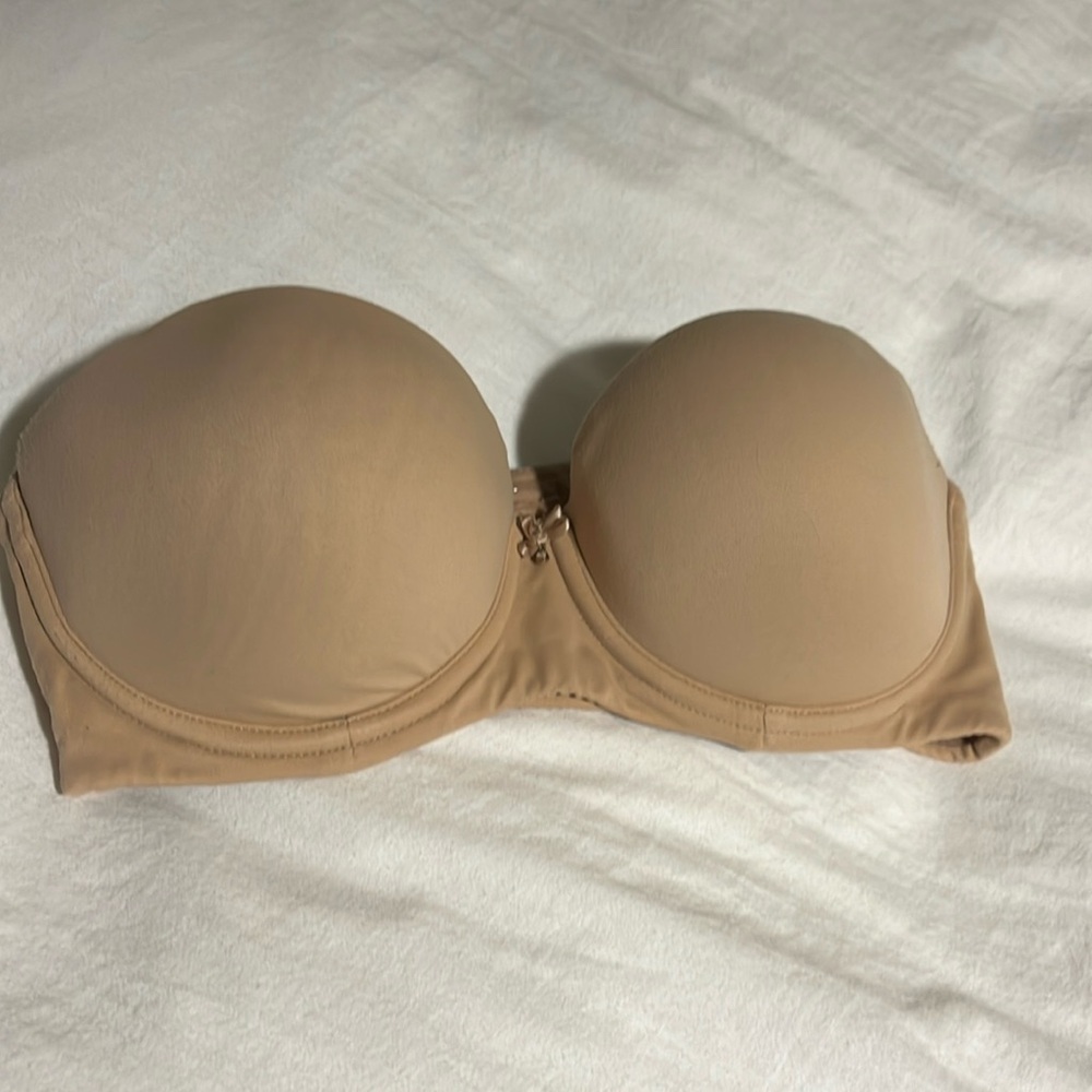Soma strapless bra. 36B